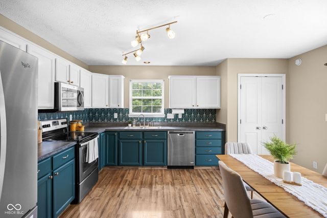11024 Oakspring Drive, Indianapolis, IN 46239