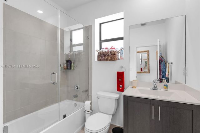 25034 SW 107th Ct, Homestead, FL 33032