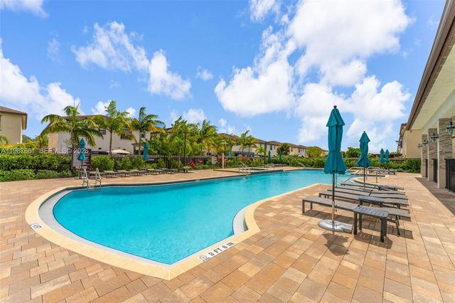 25034 SW 107th Ct, Homestead, FL 33032