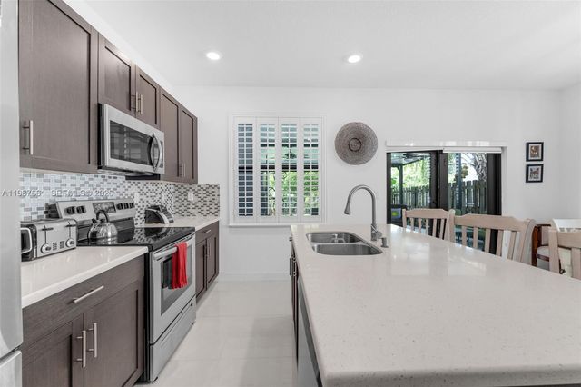 25034 SW 107th Ct, Homestead, FL 33032