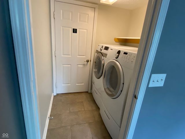 8520 Hoff Court, Indianapolis, IN 46256