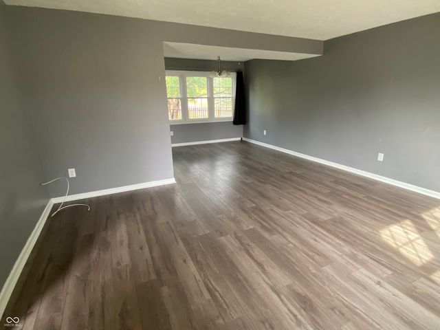 8520 Hoff Court, Indianapolis, IN 46256