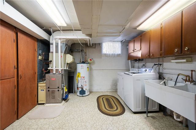 2611 Autumnwood Drive, Shaler, PA 15116