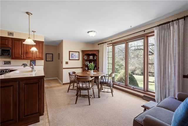 2611 Autumnwood Drive, Shaler, PA 15116