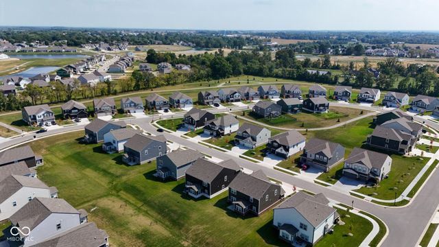 4357 Red Pine Drive, Bargersville, IN 46106