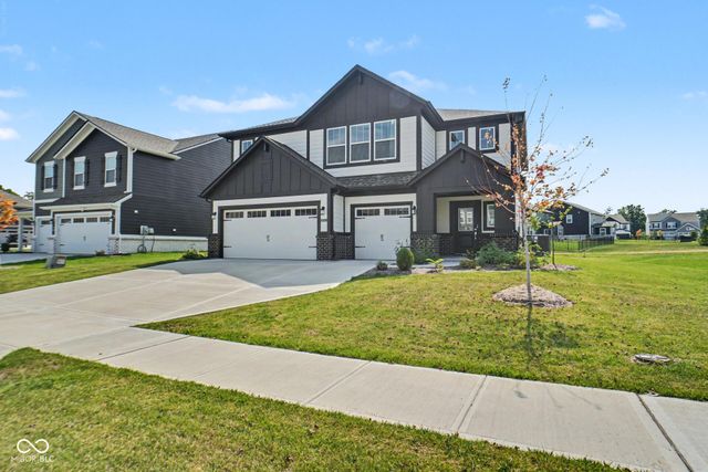 4357 Red Pine Drive, Bargersville, IN 46106