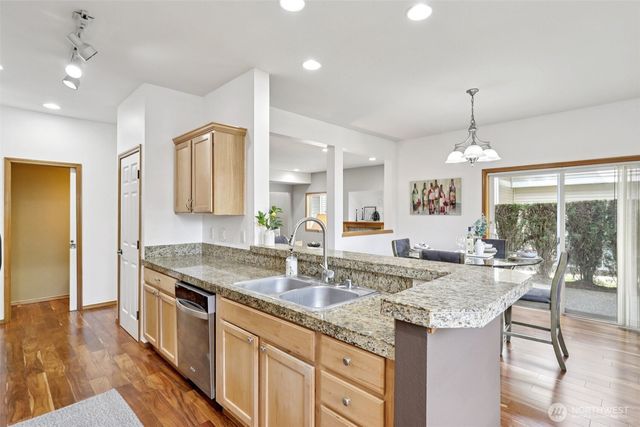 18870 108th Lane SE, Renton, WA 98055