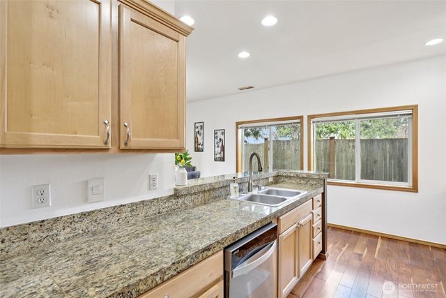 18870 108th Lane SE, Renton, WA 98055