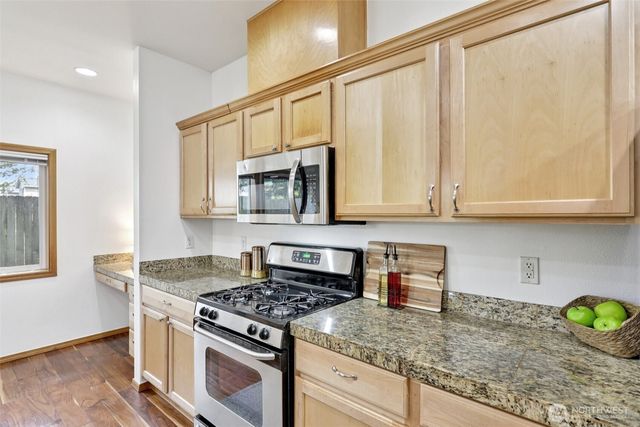 18870 108th Lane SE, Renton, WA 98055