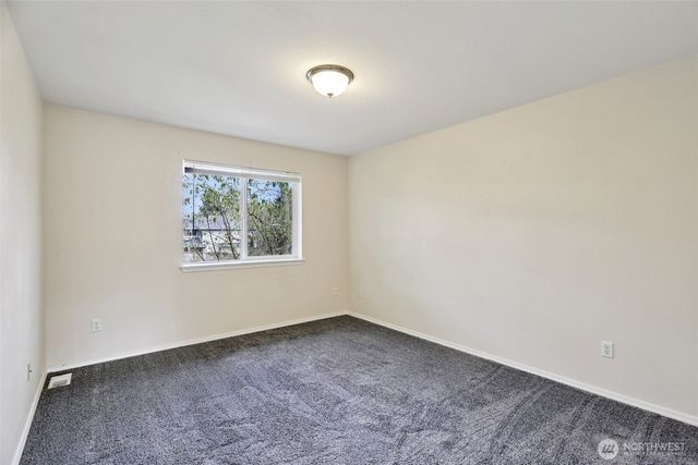 18870 108th Lane SE, Renton, WA 98055