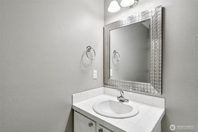 18870 108th Lane SE, Renton, WA 98055
