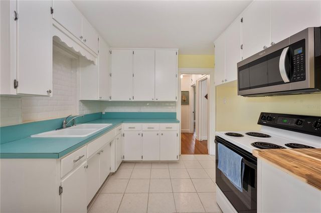 2115 EDEN PARKWAY, Lakeland, FL 33803