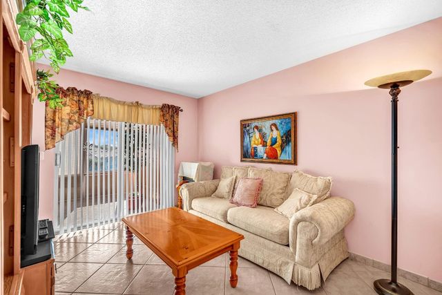 420 Richmond C 420, Deerfield Beach, FL 33442