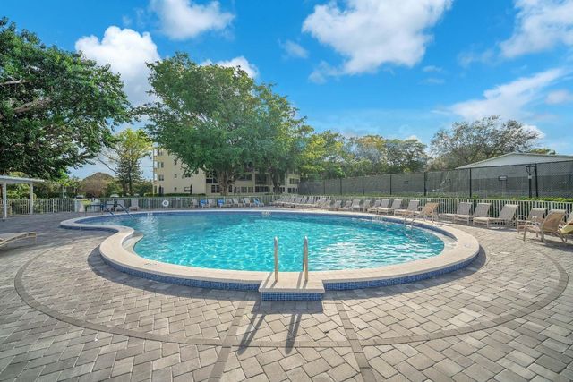 420 Richmond C 420, Deerfield Beach, FL 33442