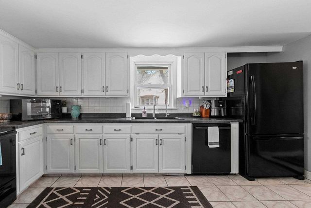 646 W 1ST STREET, Menasha, WI 54952