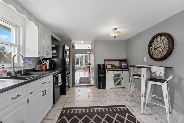 646 W 1ST STREET, Menasha, WI 54952