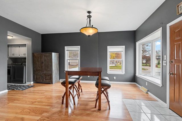 646 W 1ST STREET, Menasha, WI 54952