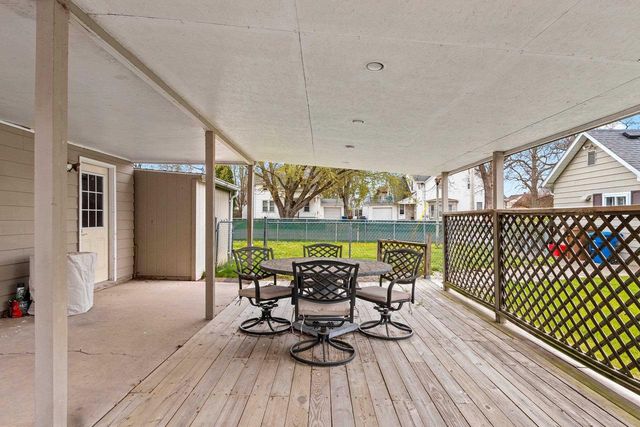 646 W 1ST STREET, Menasha, WI 54952