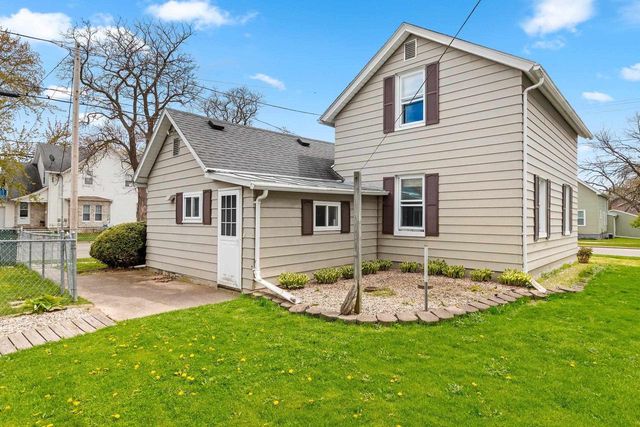 646 W 1ST STREET, Menasha, WI 54952