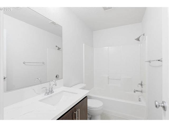 16012 Nw CENTINE Ln, Portland, OR 97229