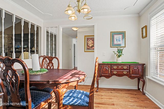 1502 POINTER Drive W, Jacksonville, FL 32221