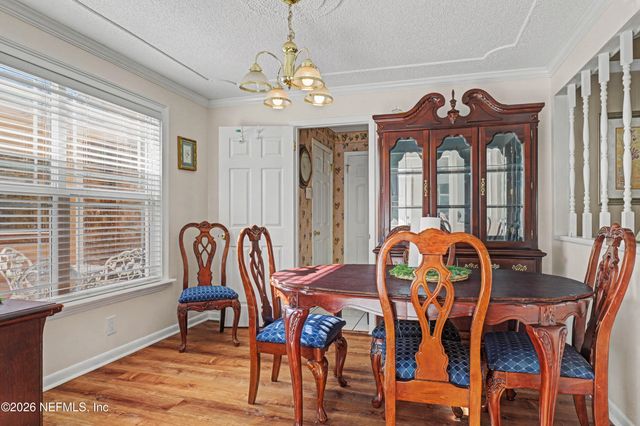 1502 POINTER Drive W, Jacksonville, FL 32221