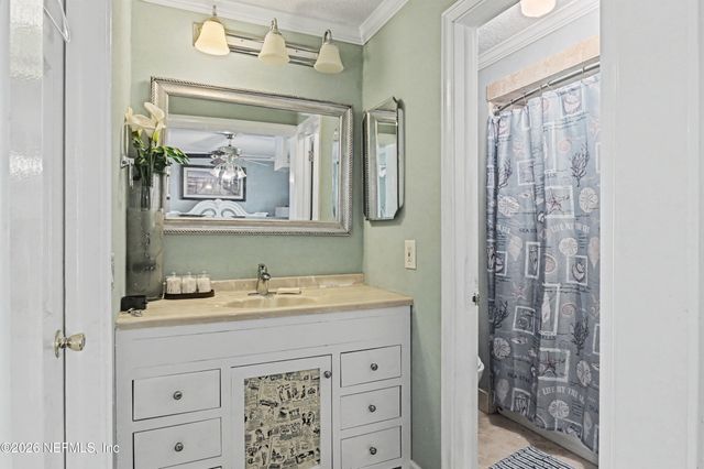 1502 POINTER Drive W, Jacksonville, FL 32221