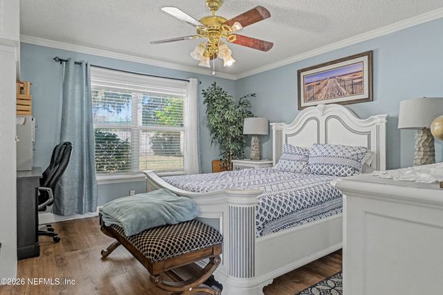 1502 POINTER Drive W, Jacksonville, FL 32221