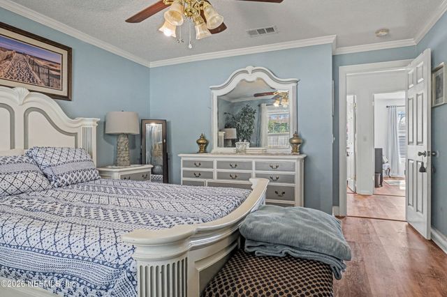 1502 POINTER Drive W, Jacksonville, FL 32221