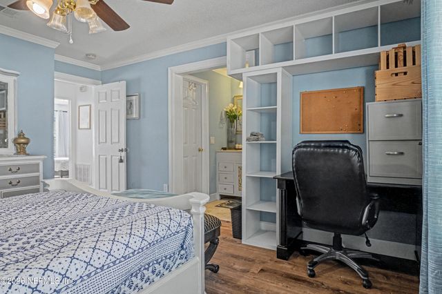 1502 POINTER Drive W, Jacksonville, FL 32221