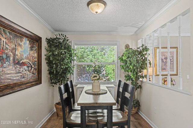 1502 POINTER Drive W, Jacksonville, FL 32221