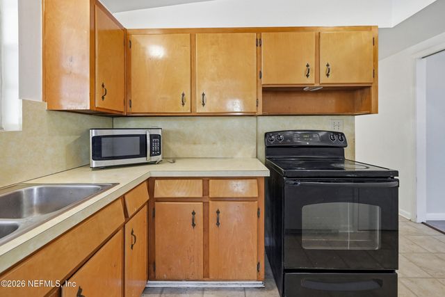 1133 LE BRUN Drive, Jacksonville, FL 32205