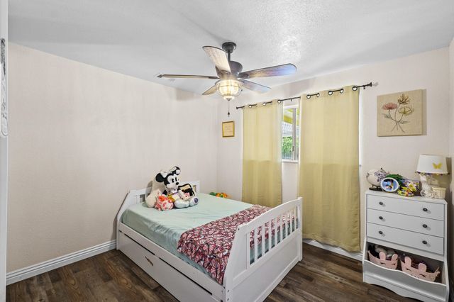 1076 N Beverly Street, Porterville, CA 93257