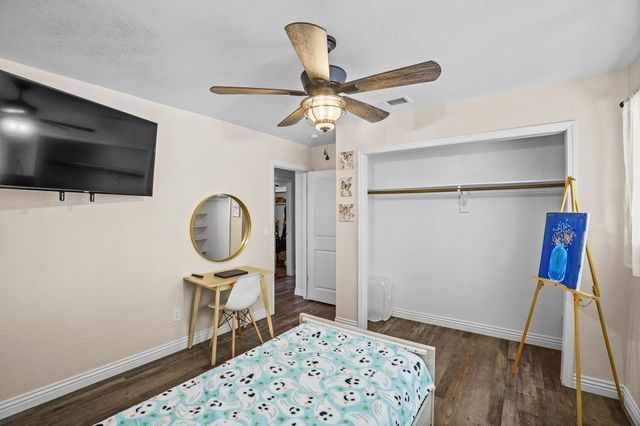 1076 N Beverly Street, Porterville, CA 93257