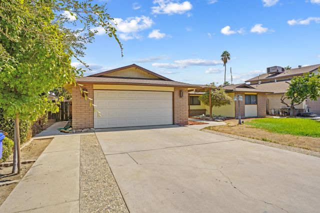 1076 N Beverly Street, Porterville, CA 93257