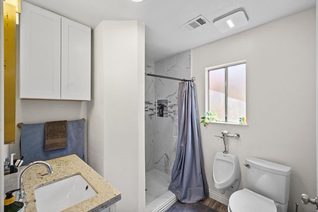 1076 N Beverly Street, Porterville, CA 93257