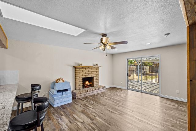 1076 N Beverly Street, Porterville, CA 93257