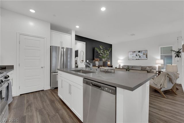 600 North Carriage Hill Drive 1069, Las Vegas, NV 89138