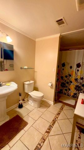 109 Locust Street, Tuskegee, AL 36083