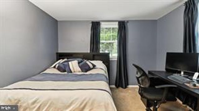 1902 STIRRUP LN, Alexandria, VA 22308