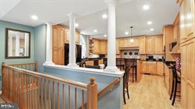 1902 STIRRUP LN, Alexandria, VA 22308