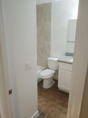 11832 N Saguaro Boulevard 102, Fountain Hills, AZ 85268