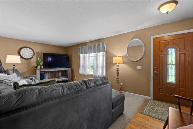 8878 Twincreek Drive, Franklin, OH 45005