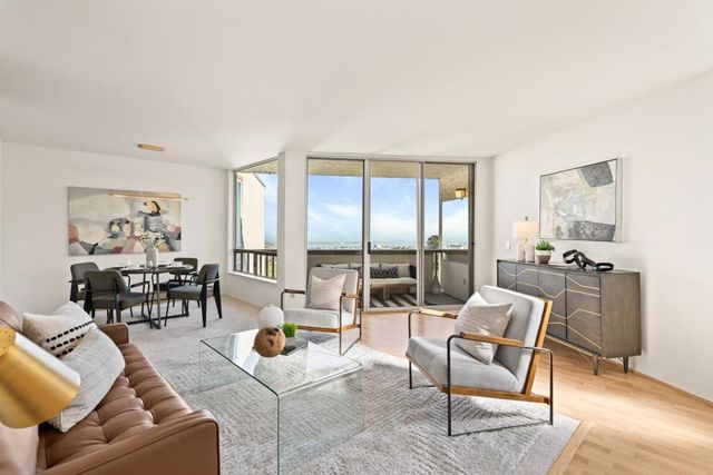 320 Vallejo Drive 40, Millbrae, CA 94030