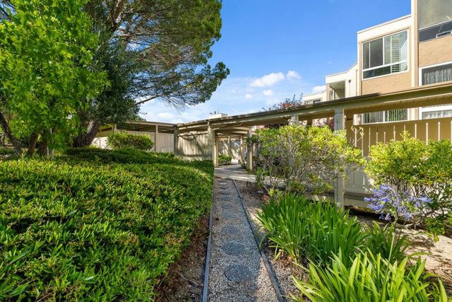 320 Vallejo Drive 40, Millbrae, CA 94030