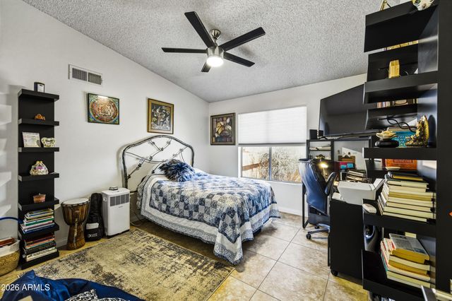 10020 S 46TH Place, Phoenix, AZ 85044
