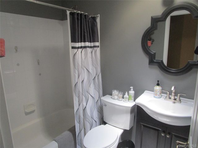 110 Theodore Drive 110, Coram, NY 11727