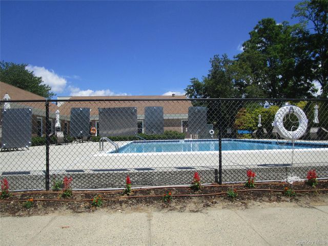 110 Theodore Drive 110, Coram, NY 11727