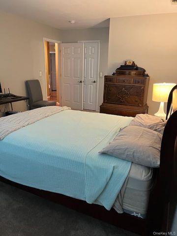 110 Theodore Drive 110, Coram, NY 11727