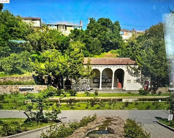 567 Oakland Ave. 101, Oakland, CA 94611